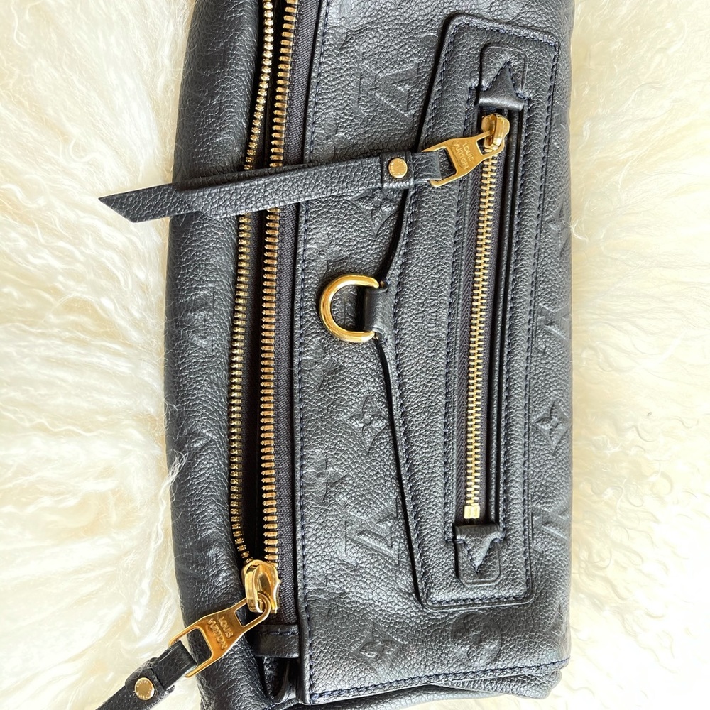 Louis Vuitton Empreinte Petillante Clutch